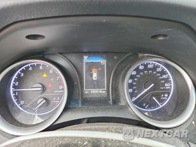 Zdjęcie 9 z 13 samochodu: 2018 TOYOTA CAMRY LE VIN:4T1B11HK7JU566146 - miniatura