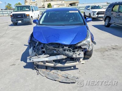 Piąte zdjęcie samochodu w środku: 2016 TOYOTA PRIUS TWO VIN:JTDKBRFU4G3518073 - miniatura