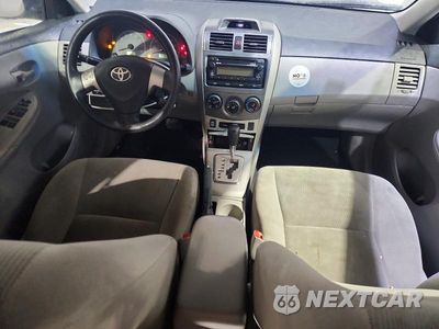 Zdjęcie 8 z 12 samochodu: 2012 TOYOTA COROLLA LE VIN:2T1BU4EE3CC854421 - miniatura