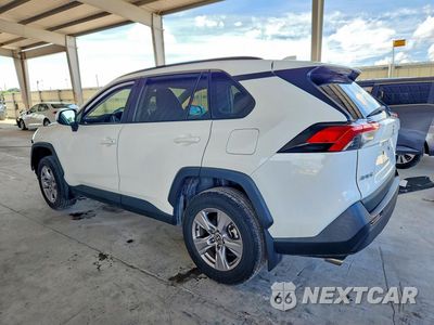 Drugie zdjęcie samochodu z przodu: 2024 TOYOTA RAV4 XLE VIN:2T3W1RFV3RW335101 - miniatura