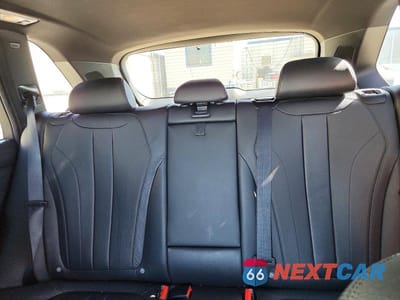 Zdjęcie 10 z 13 samochodu: 2016 BMW X5 XDRIVE50I VIN:5UXKR6C58G0J82404 - miniatura