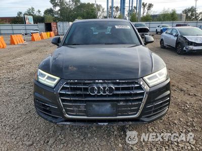 Piąte zdjęcie samochodu w środku: 2019 AUDI Q5 PREMIUM PLUS VIN:WA1BNAFY6K2064431 - miniatura