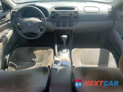 Zdjęcie 8 z 12 samochodu: 2003 TOYOTA CAMRY LE VIN:JTDBE32K230242237 - miniatura