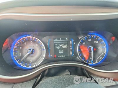 Zdjęcie 9 z 14 samochodu: 2017 CHRYSLER PACIFICA TOURING L VIN:2C4RC1BG1HR539663 - miniatura