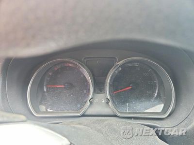 Zdjęcie 9 z 13 samochodu: 2016 NISSAN VERSA 1.6 SV VIN:3N1CN7AP1GL878894 - miniatura