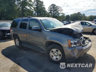 Czwarte zdjęcie samochodu z boku: 2012 CHEVROLET TAHOE C1500 LS VIN:1GNSCAE00CR310462 - miniatura
