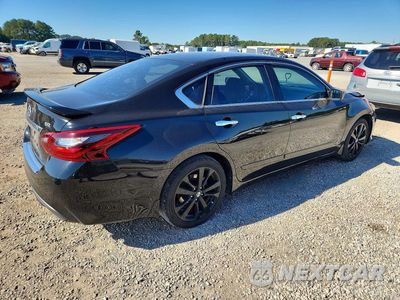 Trzecie zdjęcie samochodu z tyłu: 2017 NISSAN ALTIMA 2.5 SR VIN:1N4AL3APXHN359451 - miniatura