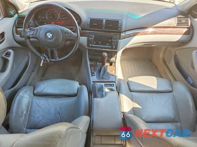Zdjęcie 8 z 12 samochodu: 2003 BMW 3ER XI VIN:WBAEW53483PG23880 - miniatura