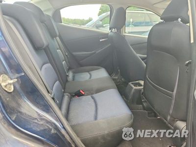 Zdjęcie 10 z 12 samochodu: 2017 TOYOTA YARIS IA BASE VIN:3MYDLBYV7HY148735 - miniatura