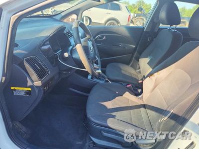 Zdjęcie 7 z 12 samochodu: 2017 KIA RIO LX VIN:KNADM4A37H6048011 - miniatura