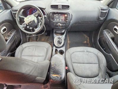 Zdjęcie 8 z 12 samochodu: 2018 KIA SOUL + VIN:KNDJP3A50J7523006 - miniatura