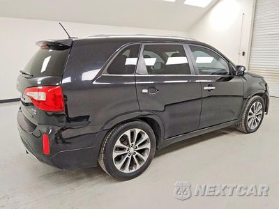 Trzecie zdjęcie samochodu z tyłu: 2014 KIA SORENTO SX VIN:5XYKW4A71EG441244 - miniatura