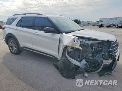 Czwarte zdjęcie samochodu z boku: 2022 FORD EXPLORER XLT VIN:1FMSK8DH4NGC05980 - miniatura