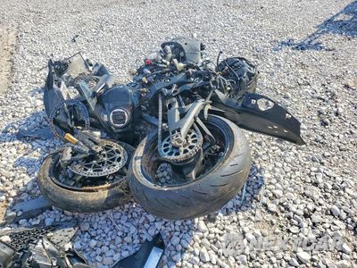 Czwarte zdjęcie samochodu z boku: 2026 KAWASAKI ZX1003 B VIN:JKBZXXB17TA001006 - miniatura