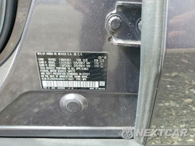 Zdjęcie 12 z 12 samochodu: 2019 HONDA HR-V LX VIN:3CZRU5H38KG711607 - miniatura