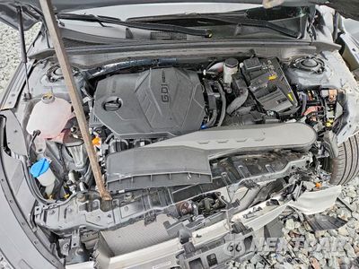 Zdjęcie 11 z 12 samochodu: 2026 KIA K5 GT LINE VIN:KNAG64J78T5451939 - miniatura