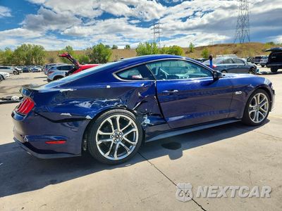 Trzecie zdjęcie samochodu z tyłu: 2019 FORD MUSTANG GT VIN:1FA6P8CF8K5176424 - miniatura