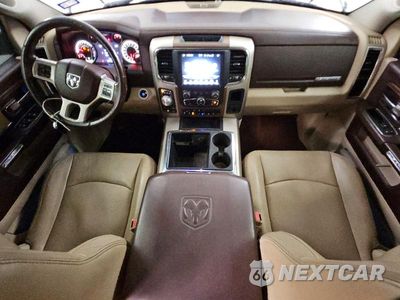 Zdjęcie 8 z 13 samochodu: 2014 RAM 1500 LARAMIE VIN:1C6RR7NT5ES107153 - miniatura