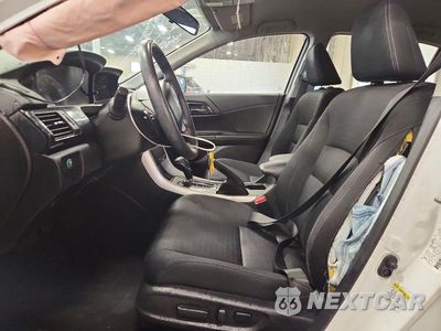 Zdjęcie 7 z 13 samochodu: 2015 HONDA ACCORD SPORT VIN:1HGCR2F52FA200559 - miniatura