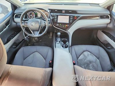 Zdjęcie 8 z 13 samochodu: 2018 TOYOTA CAMRY LE VIN:4T1B11HK0JU066586 - miniatura