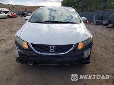 Piąte zdjęcie samochodu w środku: 2014 HONDA CIVIC LX VIN:19XFB2F55EE215455 - miniatura