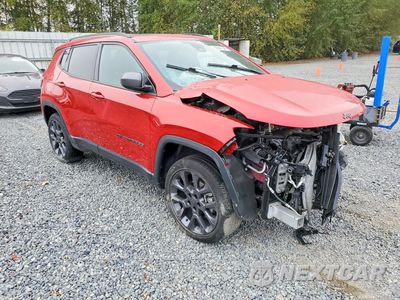 Czwarte zdjęcie samochodu z boku: 2021 JEEP COMPASS 80TH EDITION VIN:3C4NJDEB9MT565909 - miniatura