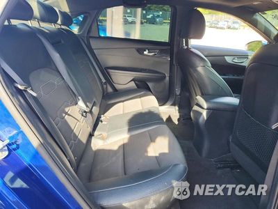 Zdjęcie 10 z 12 samochodu: 2020 KIA FORTE GT LINE VIN:3KPF34ADXLE158416 - miniatura