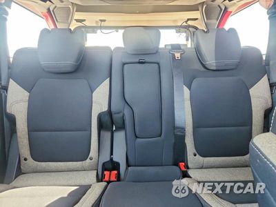 Zdjęcie 10 z 13 samochodu: 2025 FORD BRONCO BIG BEND VIN:1FMDE7BH9SLB28605 - miniatura