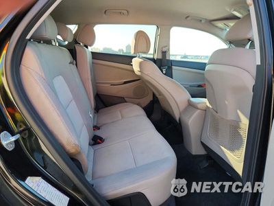 Zdjęcie 11 z 13 samochodu: 2016 HYUNDAI TUCSON SE VIN:KM8J33A45GU069148 - miniatura