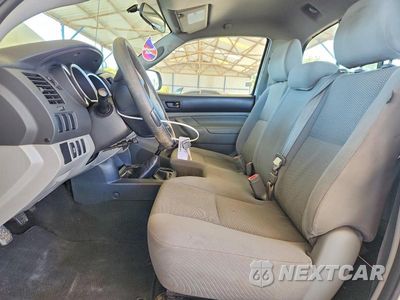 Zdjęcie 7 z 12 samochodu: 2012 TOYOTA TACOMA BASE VIN:5TFNX4CNXCX013687 - miniatura