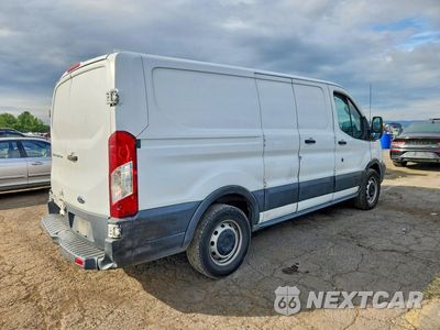 Trzecie zdjęcie samochodu z tyłu: 2017 FORD TRANSIT T-150 VIN:1FTYE1ZMXHKB47491 - miniatura