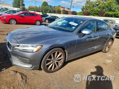 2020 VOLVO S60 T6 MOMENTUM 7JRA22TK0LG065189 - główne zdjęcie licytacji z USA - miniatura