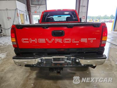 Zdjęcie 6 z 12 samochodu: 2002 CHEVROLET SILVERADO K2500 HEAVY DUTY VIN:1GCHK29U32E115020 - miniatura