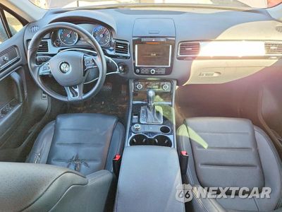 Zdjęcie 8 z 13 samochodu: 2012 VOLKSWAGEN TOUAREG V6 VIN:WVGFF9BP6CD004585 - miniatura