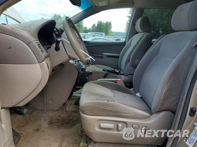 Zdjęcie 7 z 13 samochodu: 2005 TOYOTA SIENNA LE 7 PASSENGER VIN:5TDZA23C05S303905 - miniatura