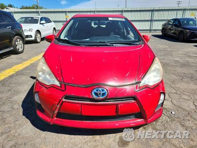 Piąte zdjęcie samochodu w środku: 2012 TOYOTA PRIUS C THREE VIN:JTDKDTB38C1524453 - miniatura