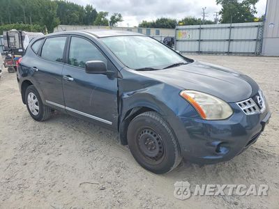 Czwarte zdjęcie samochodu z boku: 2013 NISSAN ROGUE S VIN:JN8AS5MV8DW646699 - miniatura