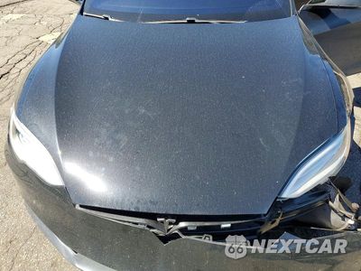 Zdjęcie 11 z 12 samochodu: 2018 TESLA MODEL S VIN:5YJSA1E29JF248854 - miniatura