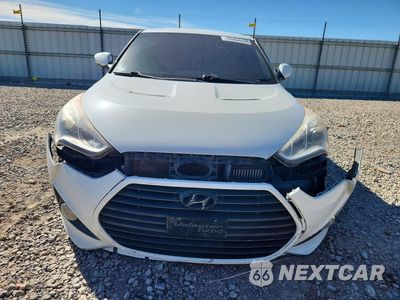Piąte zdjęcie samochodu w środku: 2015 HYUNDAI VELOSTER TURBO VIN:KMHTC6AE4FU221292 - miniatura