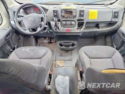 Zdjęcie 8 z 13 samochodu: 2021 RAM PROMASTER 3500 DELIVERY VAN VIN:3C6MRVJG9ME579798 - miniatura