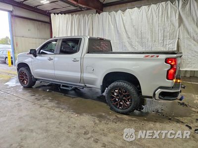 Drugie zdjęcie samochodu z przodu: 2022 CHEVROLET SILVERADO K1500 RST VIN:1GCUDEED9NZ522059 - miniatura