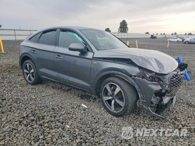 Czwarte zdjęcie samochodu z boku: 2022 AUDI Q5 SPORTBACK PRESTIGE 45 VIN:WA16AAFY4N2055647 - miniatura