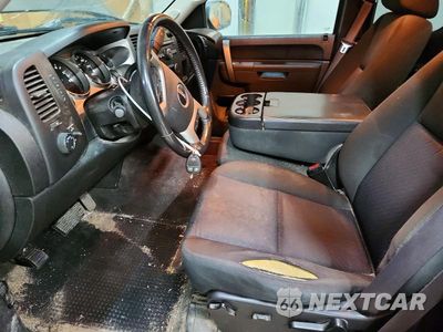 Zdjęcie 7 z 12 samochodu: 2013 GMC SIERRA K1500 SLE VIN:1GTR2VE7XDZ202334 - miniatura