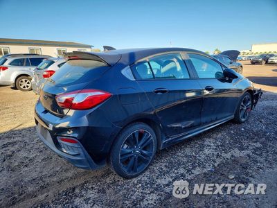 Trzecie zdjęcie samochodu z tyłu: 2018 CHEVROLET CRUZE LT VIN:3G1BE6SM9JS599593 - miniatura