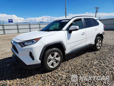 2021 TOYOTA RAV4 XLE 2T3P1RFVXMC211132 - główne zdjęcie licytacji z USA - miniatura