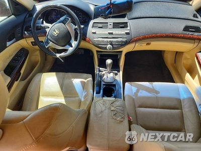 Zdjęcie 8 z 12 samochodu: 2010 HONDA ACCORD CROSSTOUR EXL VIN:5J6TF1H55AL011460 - miniatura