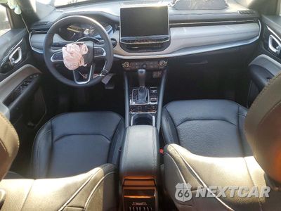 Zdjęcie 8 z 12 samochodu: 2025 JEEP COMPASS LIMITED VIN:3C4NJDCN0ST581555 - miniatura