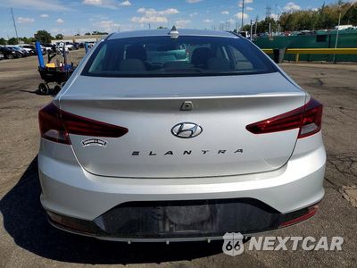Zdjęcie 6 z 12 samochodu: 2020 HYUNDAI ELANTRA VIN:5NPD84LF5LH533485 - miniatura