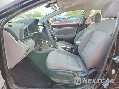 Zdjęcie 7 z 12 samochodu: 2019 HYUNDAI ELANTRA SEL VIN:KMHD84LF7KU730349 - miniatura