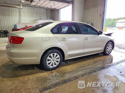 Trzecie zdjęcie samochodu z tyłu: 2014 VOLKSWAGEN JETTA BASE VIN:3VW2K7AJ4EM274452 - miniatura